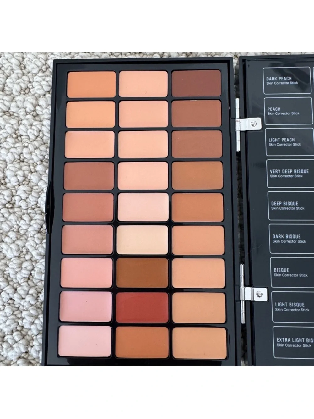 The Bobbi Brown BBU Pro Face Palette Never used!!